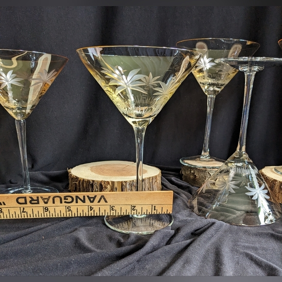 Set of 6 Etched Palm Tree Martini Glasses - Picture 13 of 14